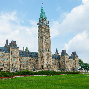 Players in Healthcare: The Federal Government